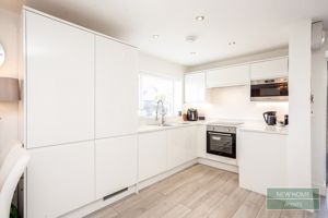 Photo 18- click for photo gallery